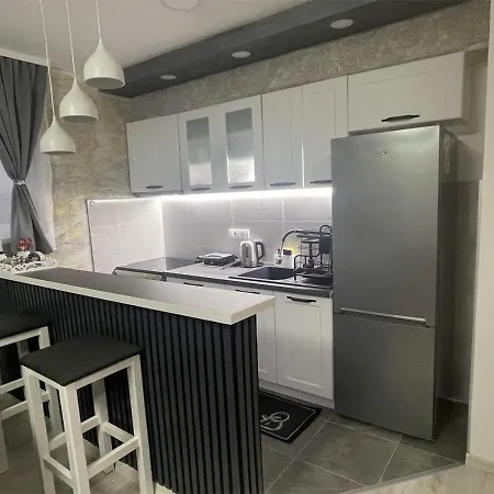 Manda 2 Apartment *